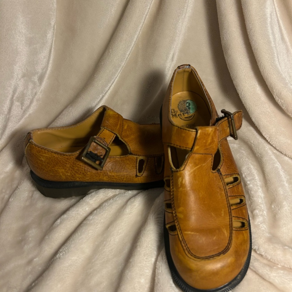 Vintage Dr Martens fisherman sandals.  Made in England